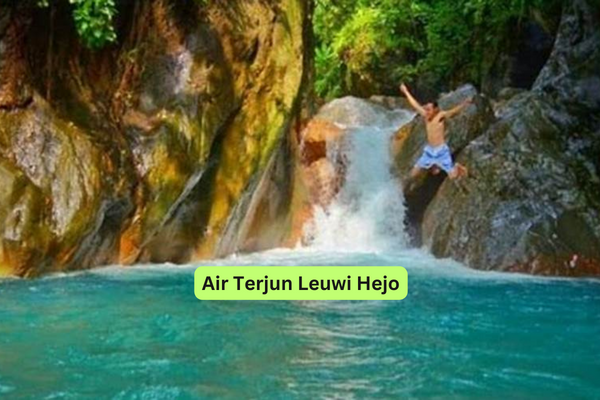 Air Terjun Leuwi Hejo