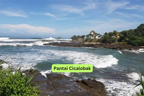 Pantai Cicalobak